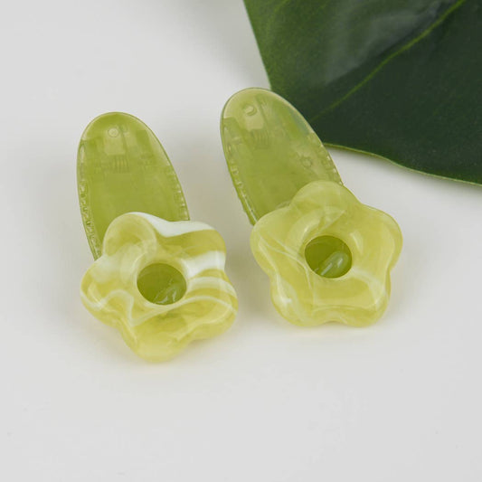 TheDivaSoap 2pcs Cute Girls Macaron Acrylic Hair Clip-Flower green