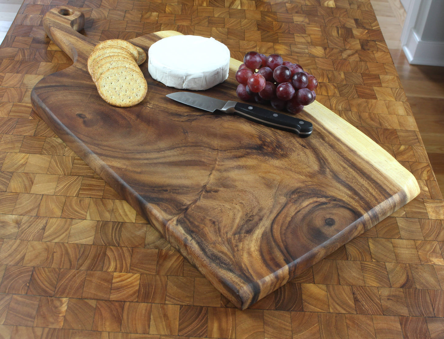 Tuckahoe Hardwoods Charcuterie Board - Live Edge - Cutting Board - with Handle Extra Large